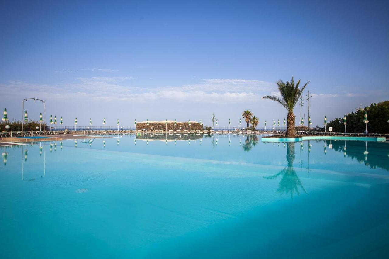 Suvaki Resort Madonna Delle Grazie Exteriér fotografie